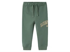 Name It dark forest London sweatpants